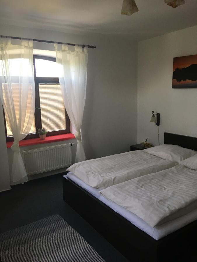 Penzion A Pivnice Varna Velká Bystřice 외부 사진