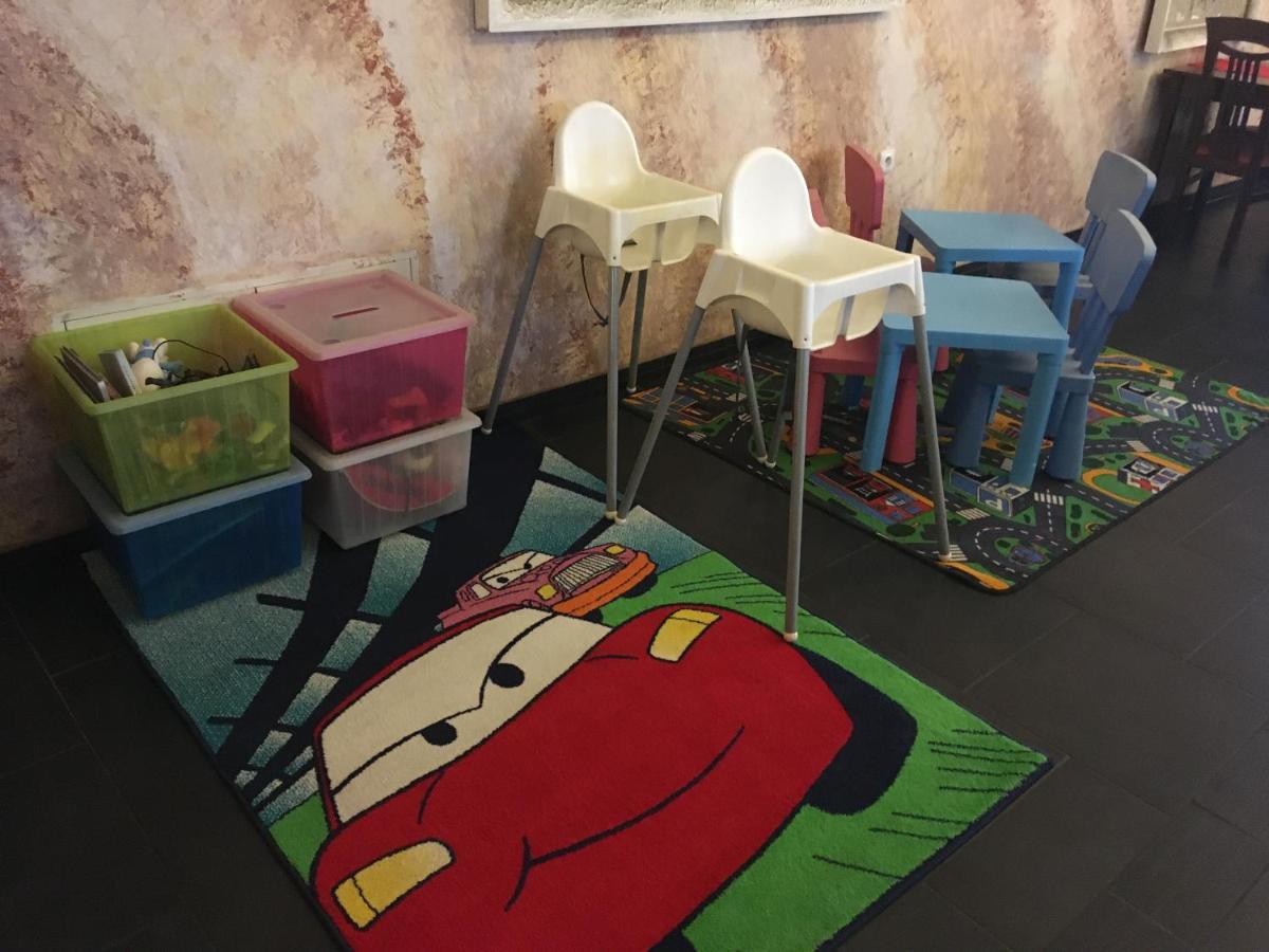 Penzion A Pivnice Varna Velká Bystřice 외부 사진