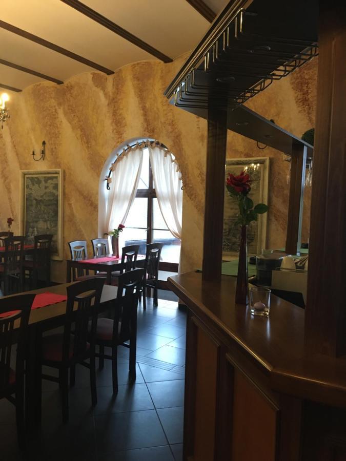 Penzion A Pivnice Varna Velká Bystřice 외부 사진